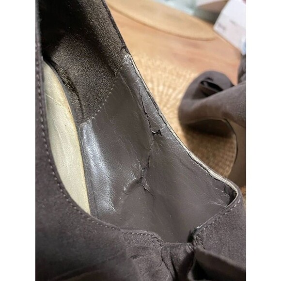 Ann Marino Women's Size 10M Dark Brown Bow Heels - Picture 8 of 9